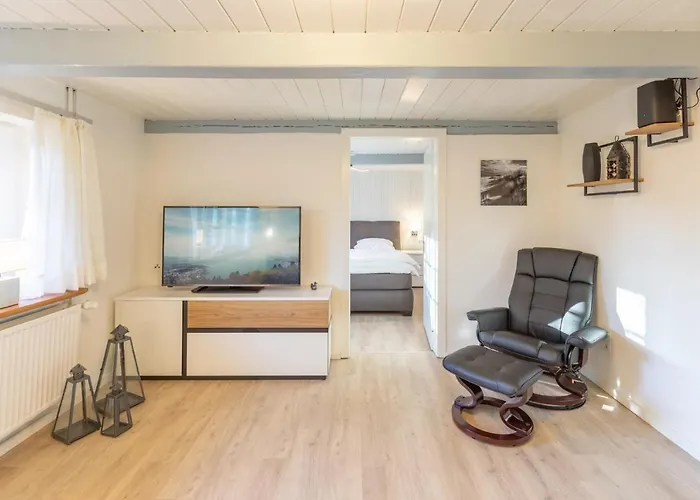 Raeidehues Holiday home *